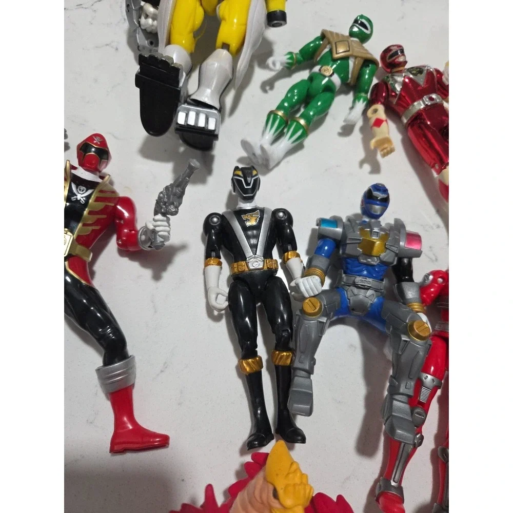 Power Rangers Action Figures Lot Mix Of 17